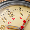 Retro Design Uhr mit K1 Mineralglas und AR-Beschichtung, perfekt für den täglichen Gebrauch